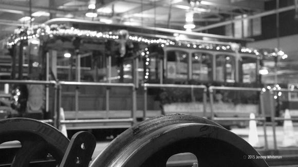 Cable Car Decorating-Final Touches